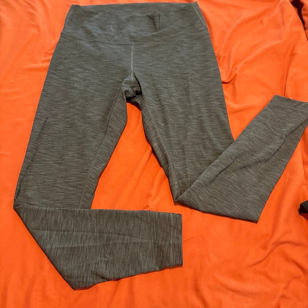 Lululemon Wunder Under High Rise 7/8 Leggings Women's 12 EUC
